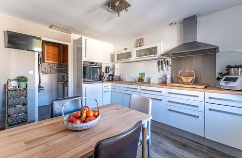 Merignac House | 2 bedroom awesome home in Merignac