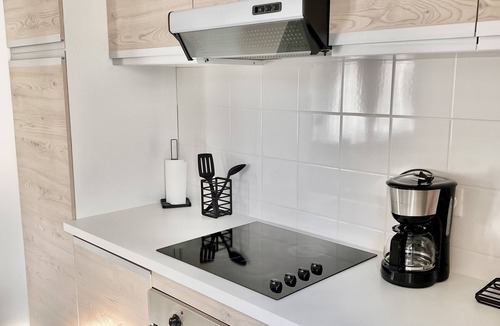 Ruelle-sur-Touvre House | 2 bedroom house in town center, WIFI & free parking