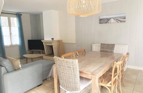Saint-Martin-de-Re Apartment | 2 Bedrooms Apartment In Saint-Martin-De-Ré