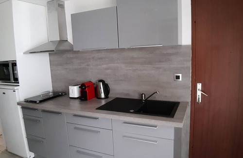 La Rochelle City Centre Apartment | 2 rooms + terrace on old port
