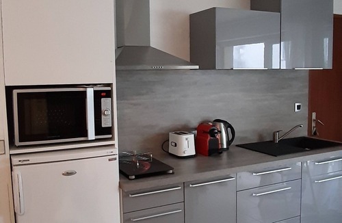 La Rochelle City Centre Apartment | 2 rooms + terrace on old port