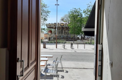 La Rochelle City Centre Apartment | 2 rooms + terrace on old port