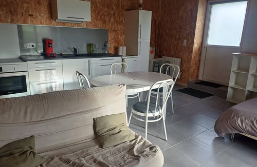 Bressuire Apartment | 2-seater studio near Puy du Fou
