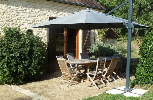 Jayac House | 20 km from Sarlat, a haven of peace welcomes you .