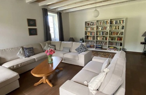 Dampierre-sur-Boutonne House | 200 m² House ∙ 4 bedrooms ∙ 10 guests