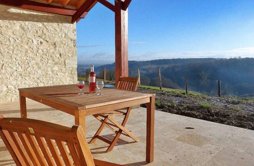 Saussignac House | 200 m² Farmhouse ∙ 4 bedrooms ∙ 6 guests
