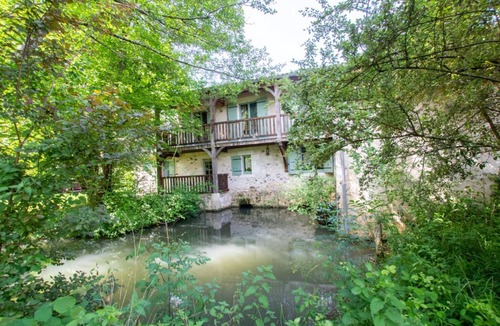 Conne-de-Labarde House | 200 m² Gîte ∙ 3 bedrooms ∙ 6 guests
