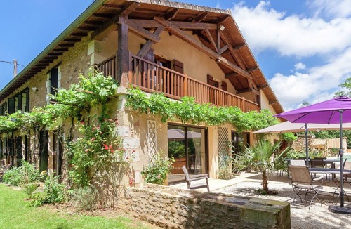 Nantheuil House | 200 m² House ∙ 3 bedrooms ∙ 6 guests