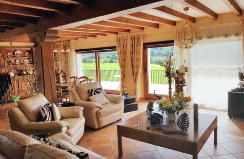 Behobie House | 200 m² House ∙ 4 bedrooms ∙ 8 guests