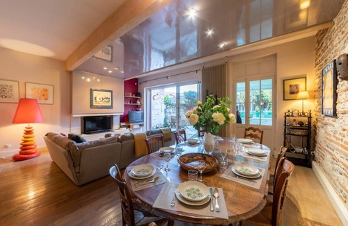 Agen House | 200 m² House ∙ 5 bedrooms ∙ 12 guests