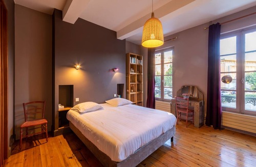 Agen House | 200 m² House ∙ 5 bedrooms ∙ 12 guests
