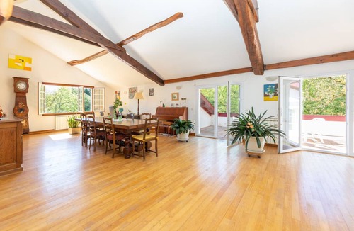 Amorots-Succos House | 200 m² House ∙ 3 bedrooms ∙ 6 guests