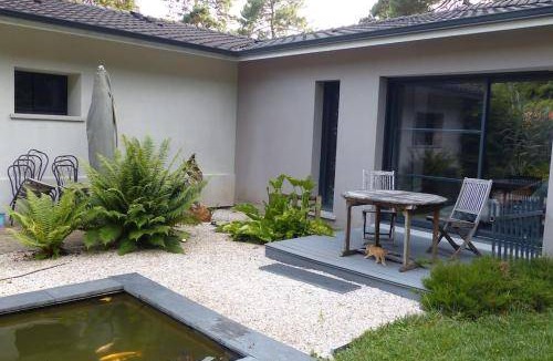 Merignac Villa | 200 m² Villa ∙ 3 bedrooms ∙ 6 guests