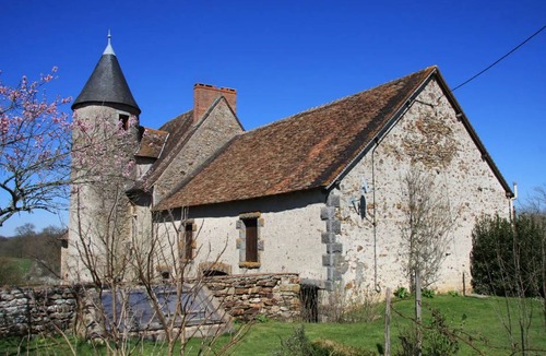 Brigueil-le-Chantre House | 203 m² House ∙ 3 bedrooms ∙ 13 guests