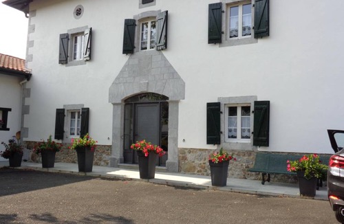 Mendive House | 210 m² Gîte ∙ 5 bedrooms ∙ 10 guests