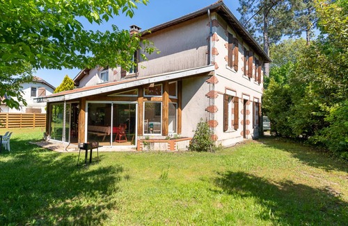 Parentis-en-Born House | 211 m² House ∙ 6 bedrooms ∙ 15 guests