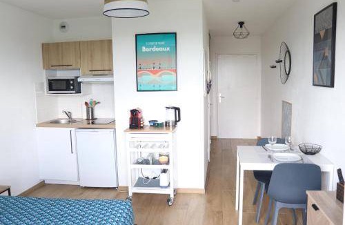 Cenon Apartment | 22 m² Apartment ∙ 1 bedroom ∙ 2 guests