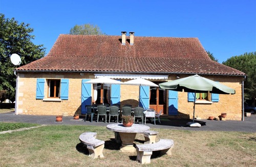 Calviac-en-Perigord House | 220 m² Gîte ∙ 6 bedrooms ∙ 12 guests