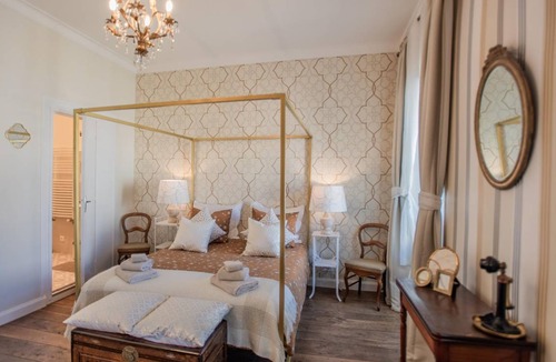 Bonnes House | 220 m² House ∙ 5 bedrooms ∙ 10 guests