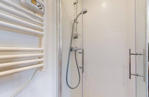 Angouleme Resort | 220 m² Private room ∙ 1 bedroom ∙ 1 guest