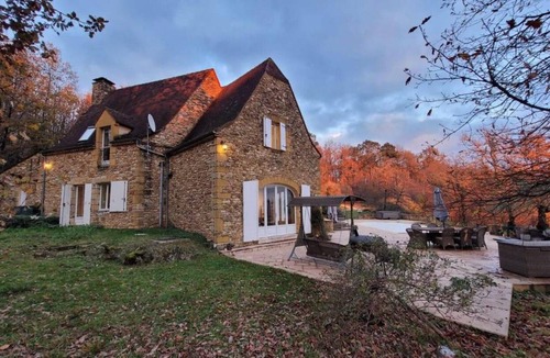 Beynac-et-Cazenac House | 223 m² House ∙ 5 bedrooms ∙ 13 guests