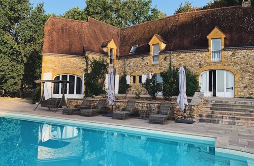 Beynac-et-Cazenac Villa | 230 m² Villa ∙ 5 bedrooms ∙ 9 guests