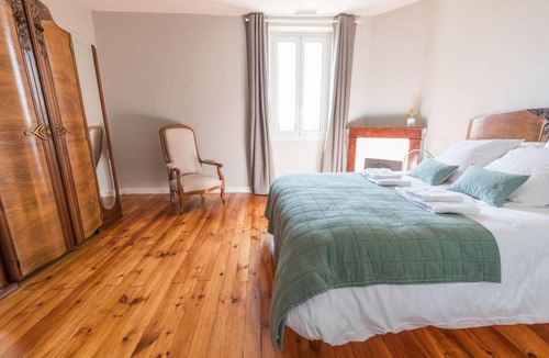 Donzacq House | 245 m² Gîte ∙ 5 bedrooms ∙ 10 guests