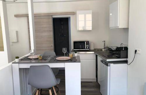 Hyeres City Centre Apartment | 25 m² Apartment ∙ 2 guests