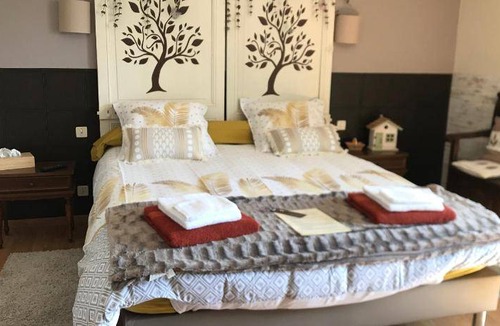 Gensac-la-Pallue Bed & Breakfast | 25 m² Bed and breakfast ∙ 2 guests