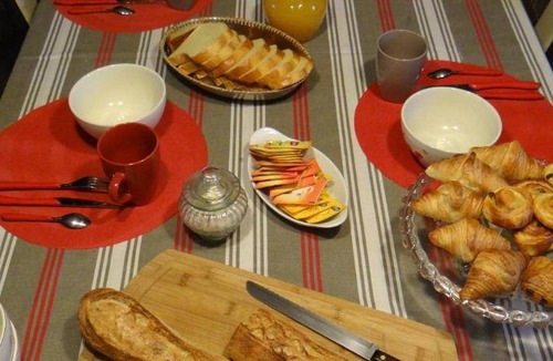 Gensac-la-Pallue Bed & Breakfast | 25 m² Bed and breakfast ∙ 2 guests