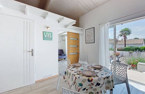 Saint-Palais-sur-Mer House | 25 m² House ∙ 1 bedroom ∙ 3 guests