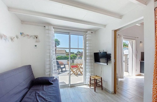 Saint-Palais-sur-Mer House | 25 m² House ∙ 1 bedroom ∙ 3 guests
