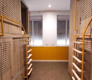 Nansouty-Saint-Genes Hostel | 25 m² Hostel ∙ 8 guests