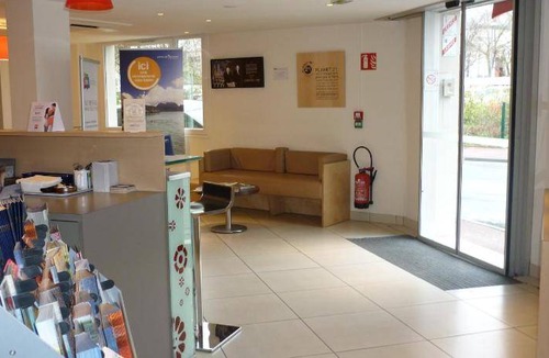 Cognac Hotel | 25 m² Hotel ∙ 127 guests