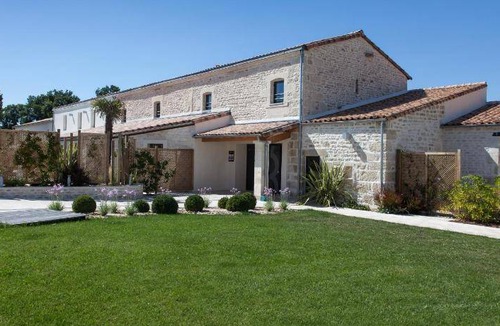 Souche Hotel | 25 m² Hotel ∙ 127 guests