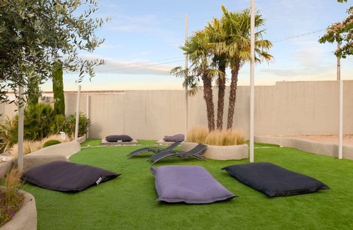 Souche Hotel | 25 m² Hotel ∙ 127 guests