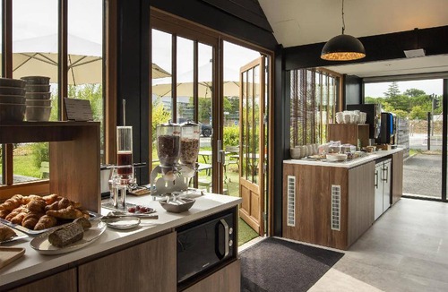 Merignac Hotel | 25 m² Hotel ∙ 5 guests