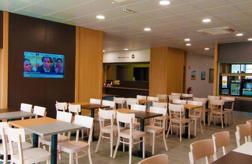 Puilboreau Hotel | 25 m² Hotel ∙ 8 guests