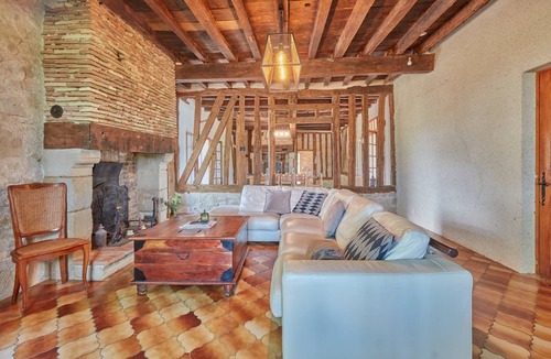Tombeboeuf House | 250 m² House ∙ 5 bedrooms ∙ 11 guests