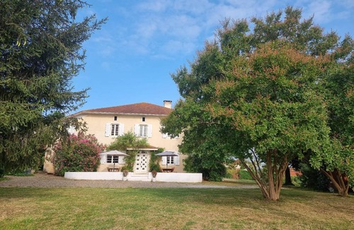 Bergouey House | 250 m² House ∙ 5 bedrooms ∙ 10 guests