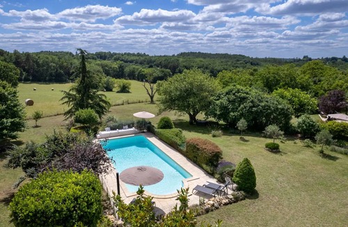 Pontours House | 251 m² House ∙ 5 bedrooms ∙ 10 guests