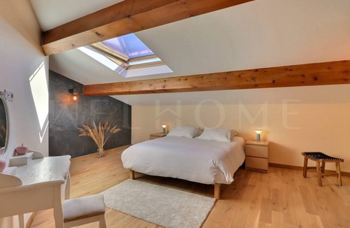 Saint-Cannat House | 270 m² House ∙ 5 bedrooms ∙ 10 guests