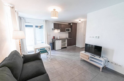 Lormont Apartment | 28 m² Studio flat ∙ 2 guests