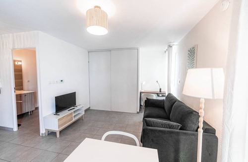 Lormont Apartment | 28 m² Studio flat ∙ 2 guests