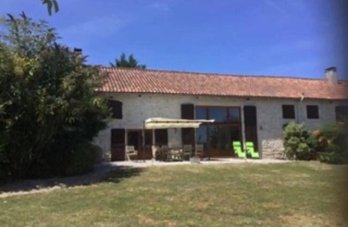 Plassac-Rouffiac House | 288 m² House ∙ 3 bedrooms ∙ 8 guests