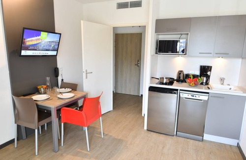 Bordeaux-Lac Apartment | 29 m² Studio flat ∙ 1 bedroom ∙ 4 guests