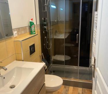 Lussac-les-Chateaux Apartment | 3 appartements T1 meublé Lussac 86320