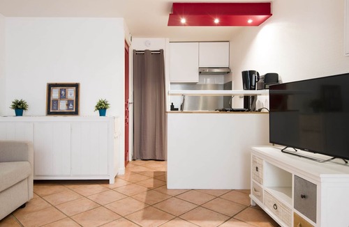 La Rochelle City Centre Apartment | 3* furnished studio with terrace in the heart of La Rochelle