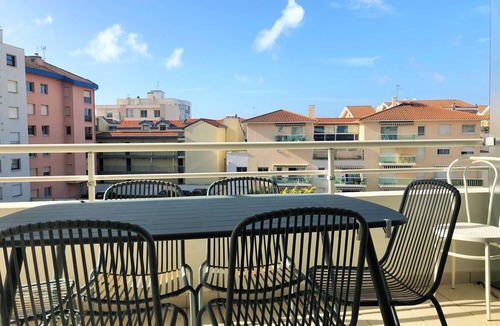 Arcachon Apartment | 3 rooms comfort with private parking center