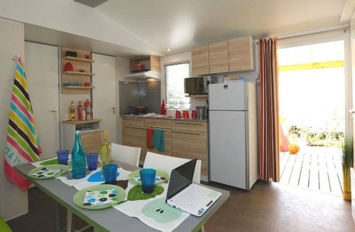Saint-Georges-d'Oleron House | 30 m² Mobile home ∙ 2 bedrooms ∙ 6 guests